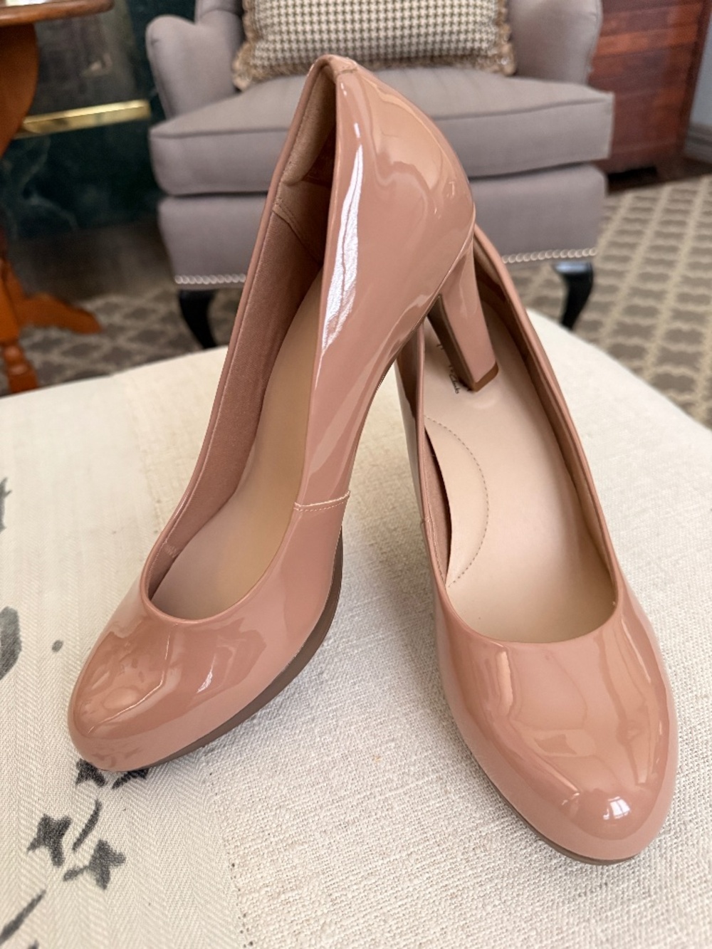 Clarks Women's Nude Natural Heel, Size 9, Ultimate Comfort Collection